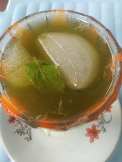 புதினா எலுமிச்சை ஜூஸ் (Puthina elumichai juice recipe in tamil) செய்முறை முக்கிய புகைப்படம்