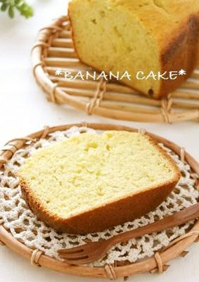 A picture of Banana Cake in a Bread Machine.