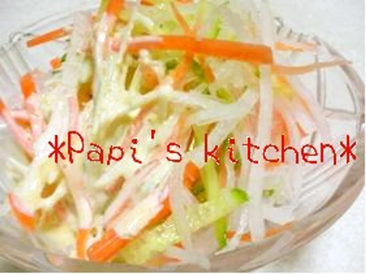 Simple Way Prepare Recipe Daikon Radish Salad with "Bikkuri" Mayonnaise that is So Delicious, Addictive}
