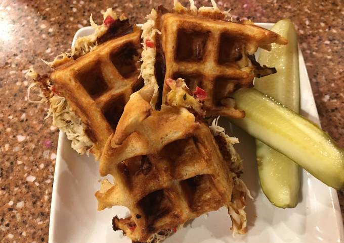 https://img-global.cpcdn.com/recipes/6621bac0bdf1278c/680x482cq70/crab-stuffed-waffle-recipe-main-photo.jpg