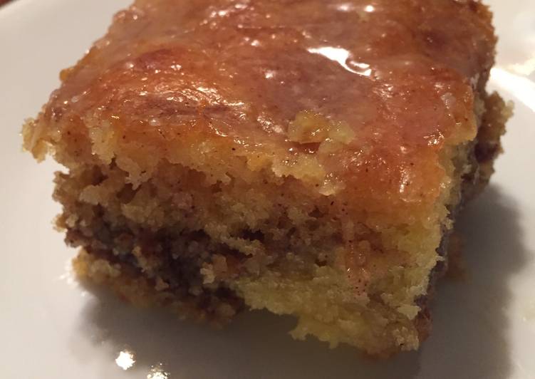 Steps to Make Award-winning Honeybun Cake