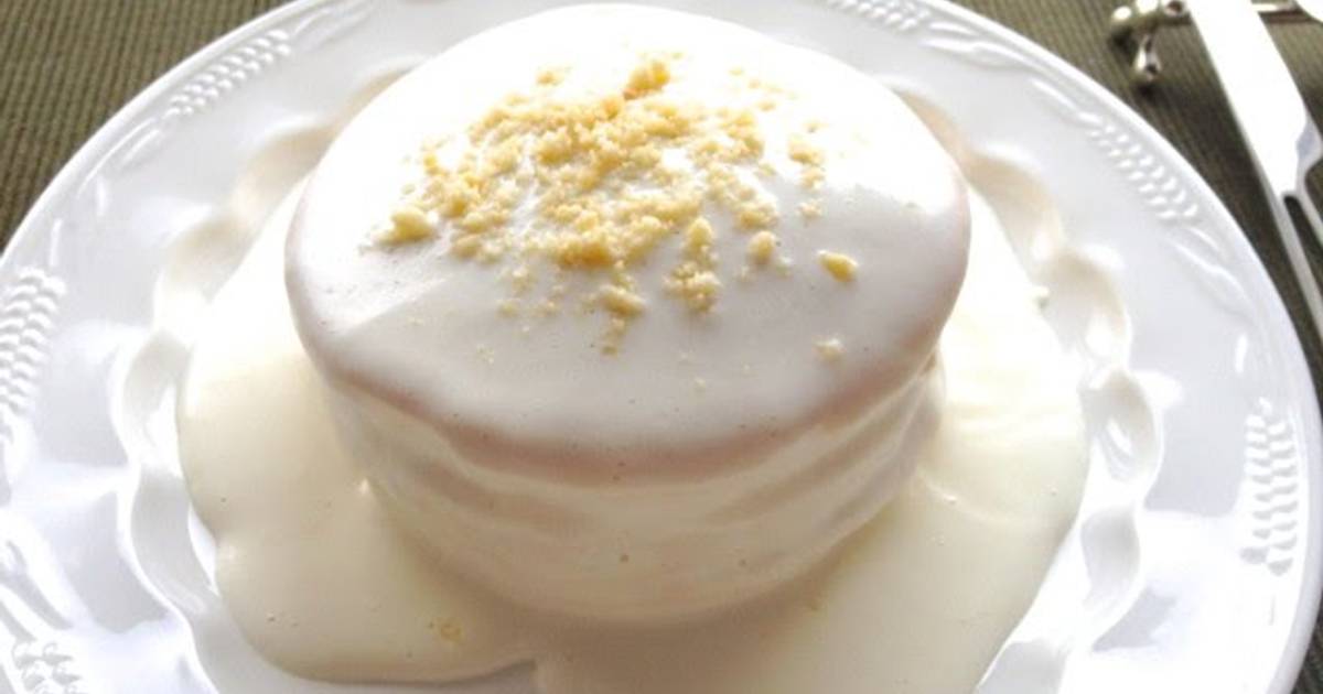 Hawaiian Pancake with Macadamia Nut Sauce Recipe by cookpad.japan Cookpad