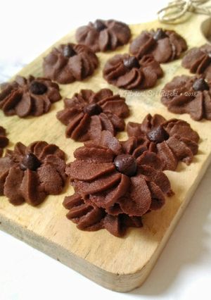 Foto resep 29. Semprit Coklat Putih Telur #seninsemangat