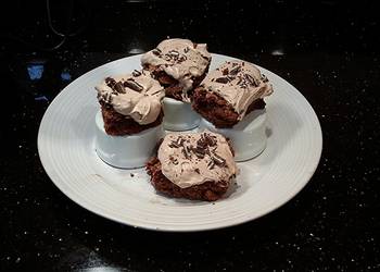 How to Prepare Delicious Fudge Brownies with Chocolate Peppermint Mousse Frosting