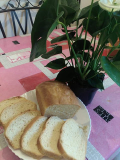 A picture of White bread.