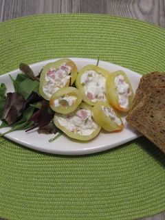 Túrókrémmel töltött paprika recept fotója