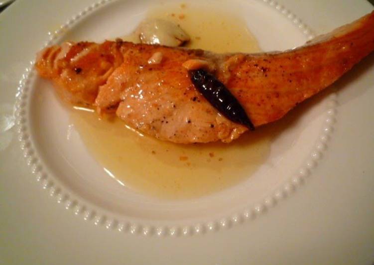 Steps to Prepare Ultimate Easy Pan-Fried Salmon in Olive Oil