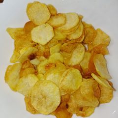 A picture of Crispy Fried Potatoes with Vinegar and Salt.