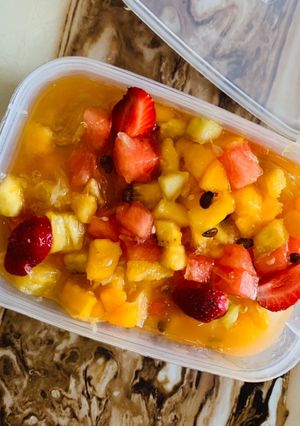 Fruit salad ainihin hoton girkin