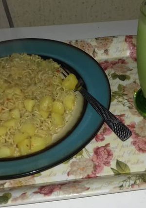 A picture of Noodles with irish potato.