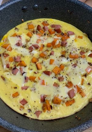 Hình của món Trứng chiên (pizza phiên bản trứng).