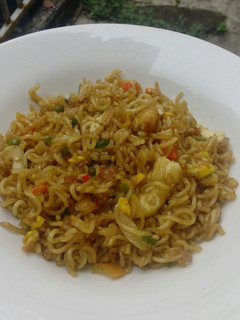 Foto resep Mie goreng tumis praktis