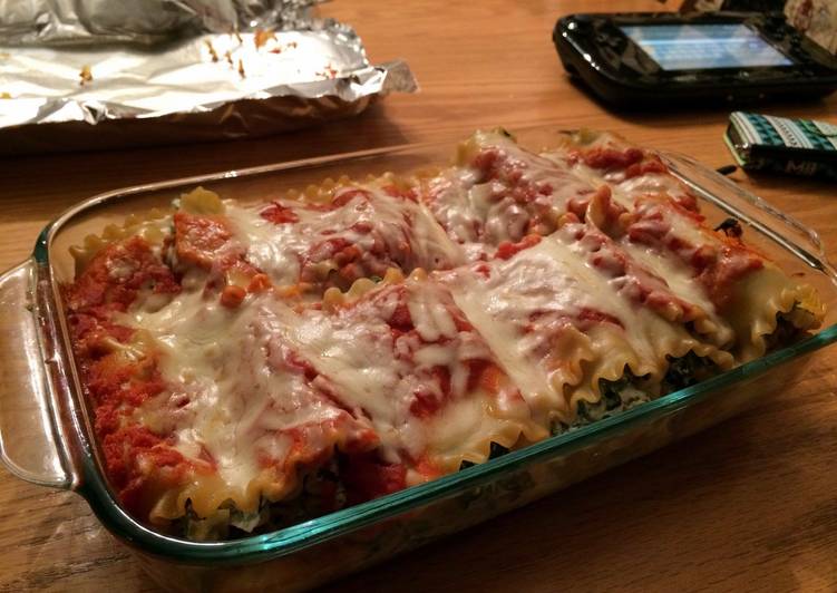 Recipe of Appetizing Yummy Spinach Lasagna Rolls
