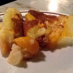 A picture of Mouth Watering Peach Cobbler.