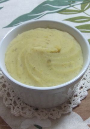 A picture of Marron Custard.