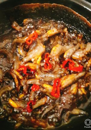 Hình của món Cá bống trứng kho tiêu.