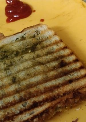 सैंडविच (sandwich recipe in Hindi) रेसिपी मुख्य फोटो