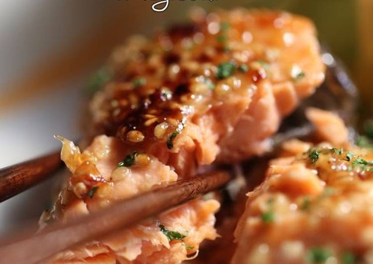 Recipe of Speedy Grilled Salmon with Sesame Mayonnaise Sauce