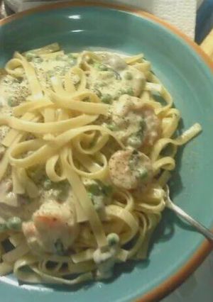 A picture of Easy Alfredo Sauce.