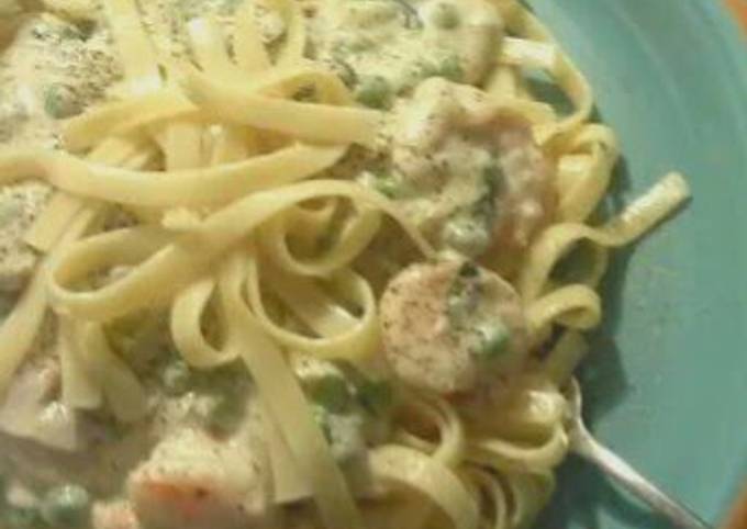 Recipe of Award-winning Easy Alfredo Sauce