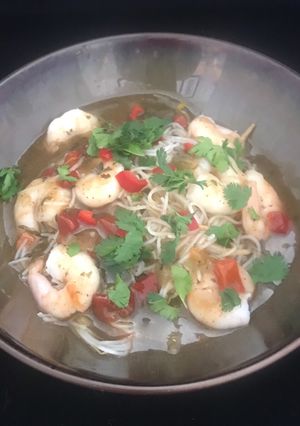 A picture of Vietnamese Prawn Pho.