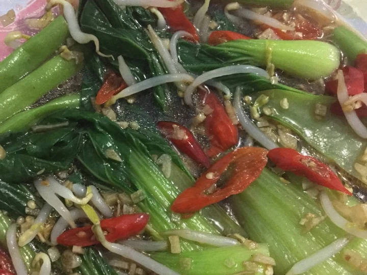 Easy Steps to Make Cah pakcoy bawang putih saos tiram (lunch Diet GM day 3) the So Delicious Can spoil the tongue