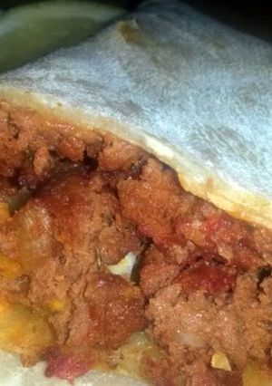 A picture of Sig's Pizza from Turkey ( Lahmacun).