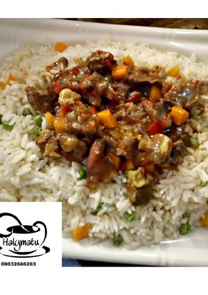 A picture of Vegetable rice with beef soup.