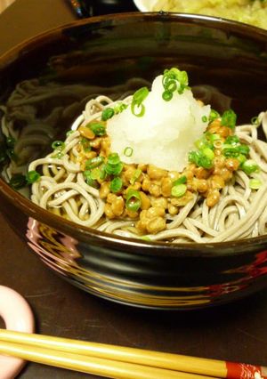 A picture of Natto & Grated Daikon Radish Soba.