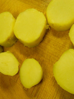 A picture of How to Evenly Cook Any Sized Potato in a Microwave.