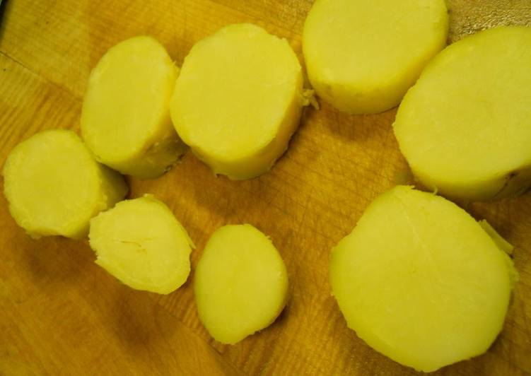 Recipe of How to Evenly Cook Any Sized Potato in a Microwave in 24 Minutes at Home