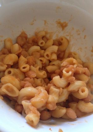 A picture of Elbows and Beans W/Pork.
