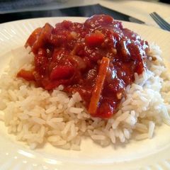 A picture of Chicken cacciatore.