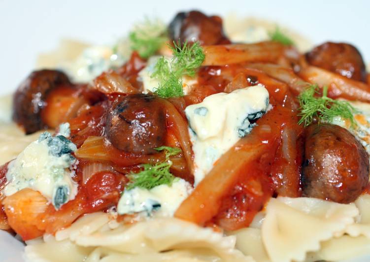 Steps to Prepare Favorite Sig&#39;s Pasta with Tomato, Fennel, Mushroom and Gorgonzola