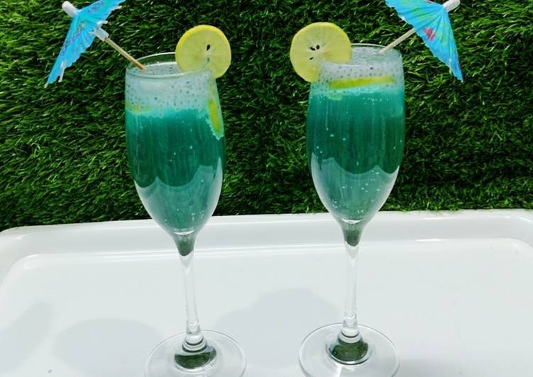 Mocktail with Basil seeds�?��?�