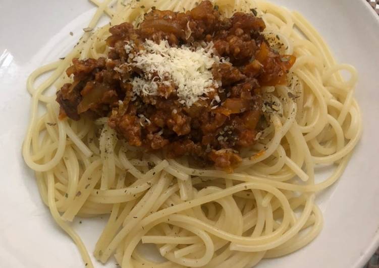 Spaghetti beef bolognese