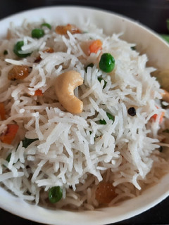 ভেজেটেবল পোলাও (Vegetable pulao recipe in bengali) রেসিপির প্রধান ছবি