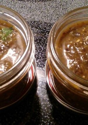 A picture of Salsa verde.