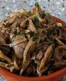 Higaditos de pollo encebollados