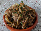 Higaditos de pollo encebollados