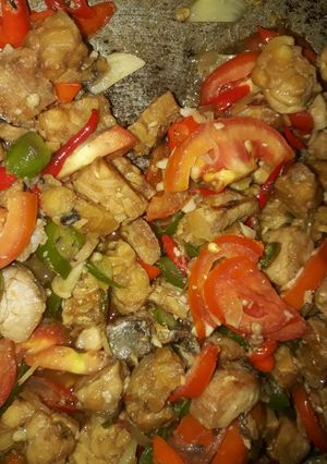 Foto resep Asam pedes manis asin ikan asin tenggiri dan tempe