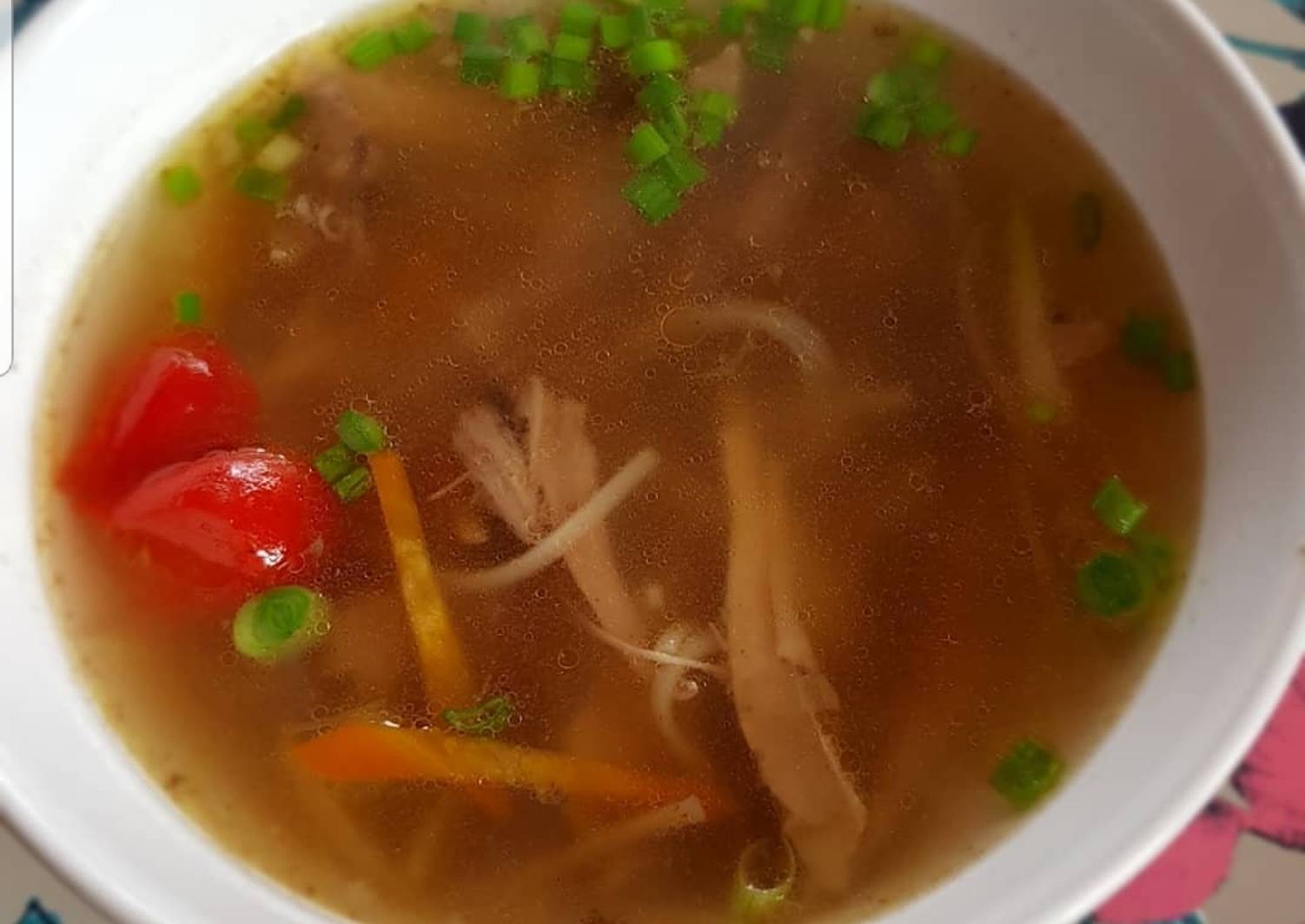 Суп на завтрак у японцев 4 буквы. Змеиный суп. Суп с тюлькой. Чир (суп). Суп с хвостом.