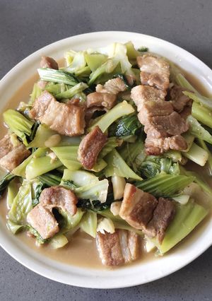 A picture of Sautéed Pork and Bok Choy.