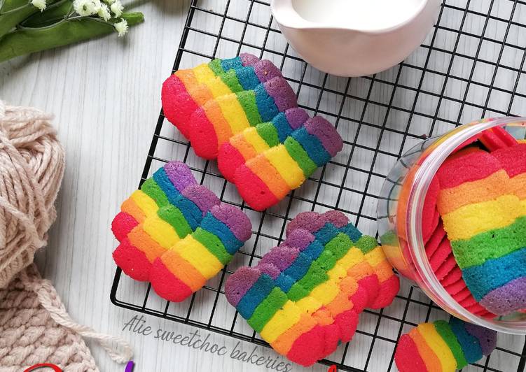 Resep Rainbow Cookies #marathon ramadhan, Lezat