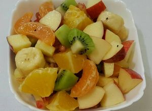 صورة لوصفة سلطة فواكة مفيدة وشهية 🍎🍇🍌🍓🍒🍈🍊🍉🍏🍑🍐🍍