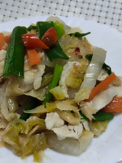十分鐘上菜-酸白菜炒雞肉片 的食譜成品照片