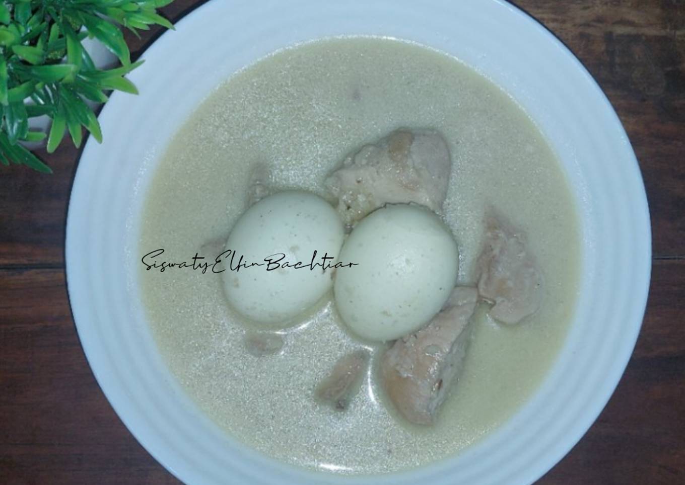 Opor Ayam Putih