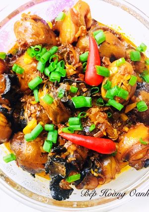 Hình của món Ốc Bươu Xào Cà Ri Sả.