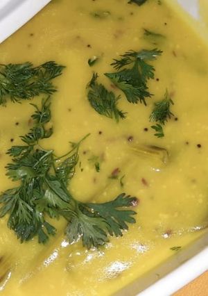 સરગવાની કઢી (Saragva Kadhi Recipe In Gujarati) રેસીપી મુખ્ય ફોટો