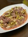 Daging sapi cah sayur asin